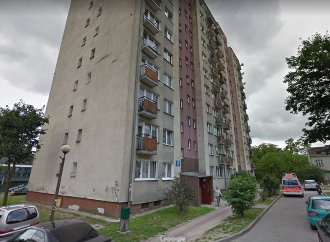 Chłopiec wypadł z trzeciego piętra