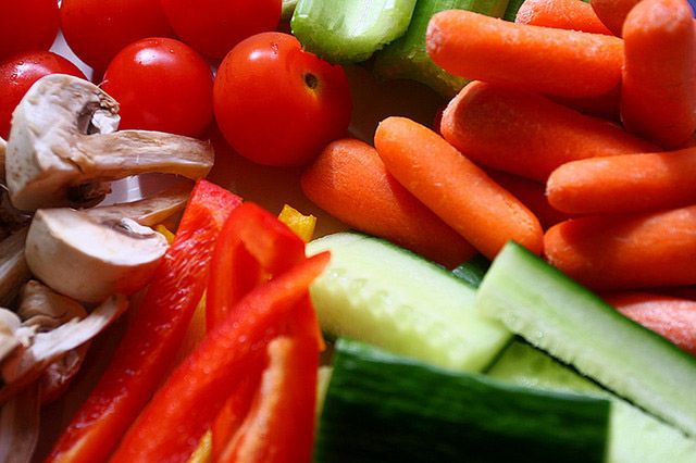 Spada spożycie warzyw i owoców w Polsce. Eksperci są zaniepokojeni
