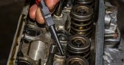 Wymiana uszczelniaczy zaworowych - ile to kosztuje?