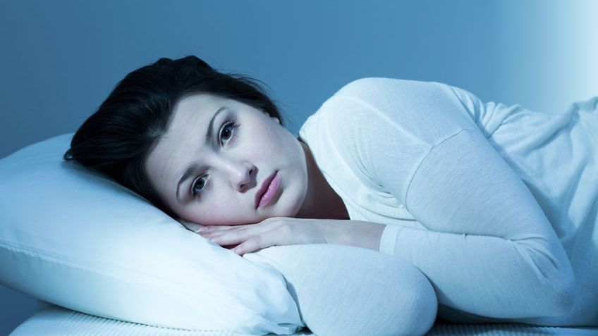 Bezsenność może być powodowana niedoborami witamin i minerałów