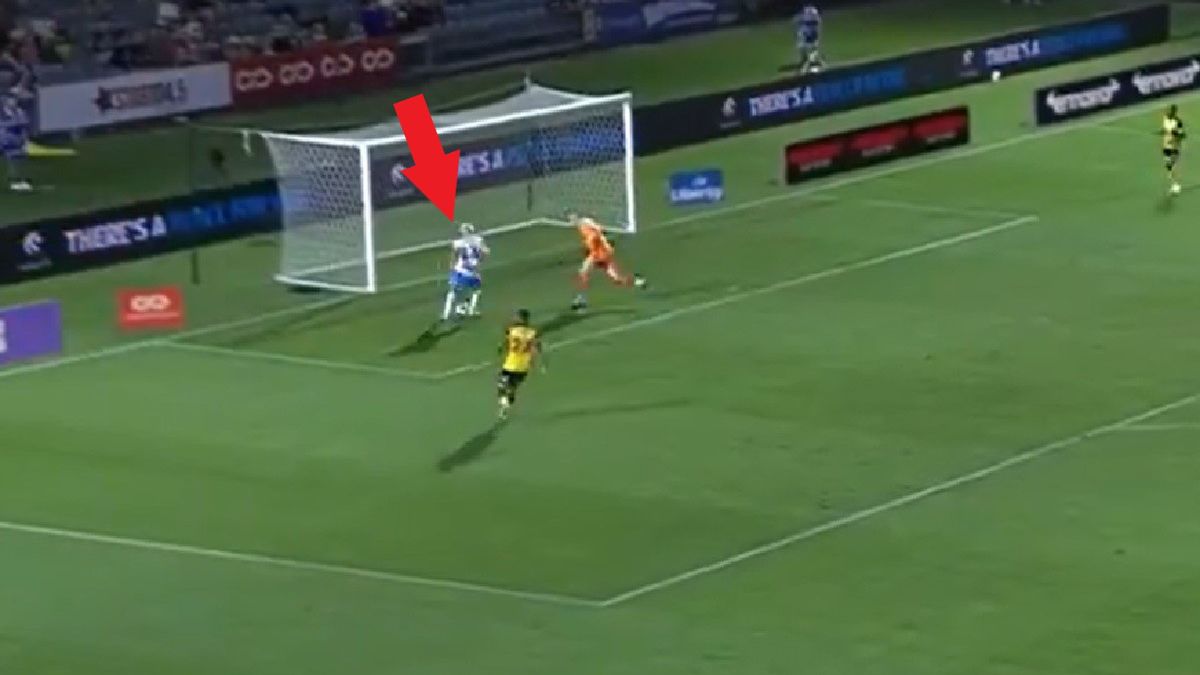 Twitter / ParamountPlusAU / Na zdjęciu: strzał Wooda