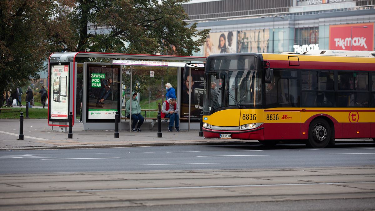 autobus tramwaj warszawa ztm komunikacja miejska transport publiczny