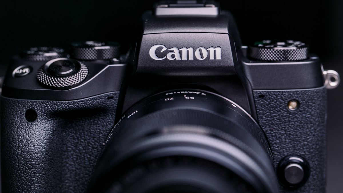 Canon i Nikon szykują ofensywę na rynku bezlusterkowców. Pobiją Sony i Fujifilm? 1