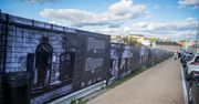 Lublin: Wystawa zdjęć dawnego Lublina na ogrodzeniu po budynku Arkad