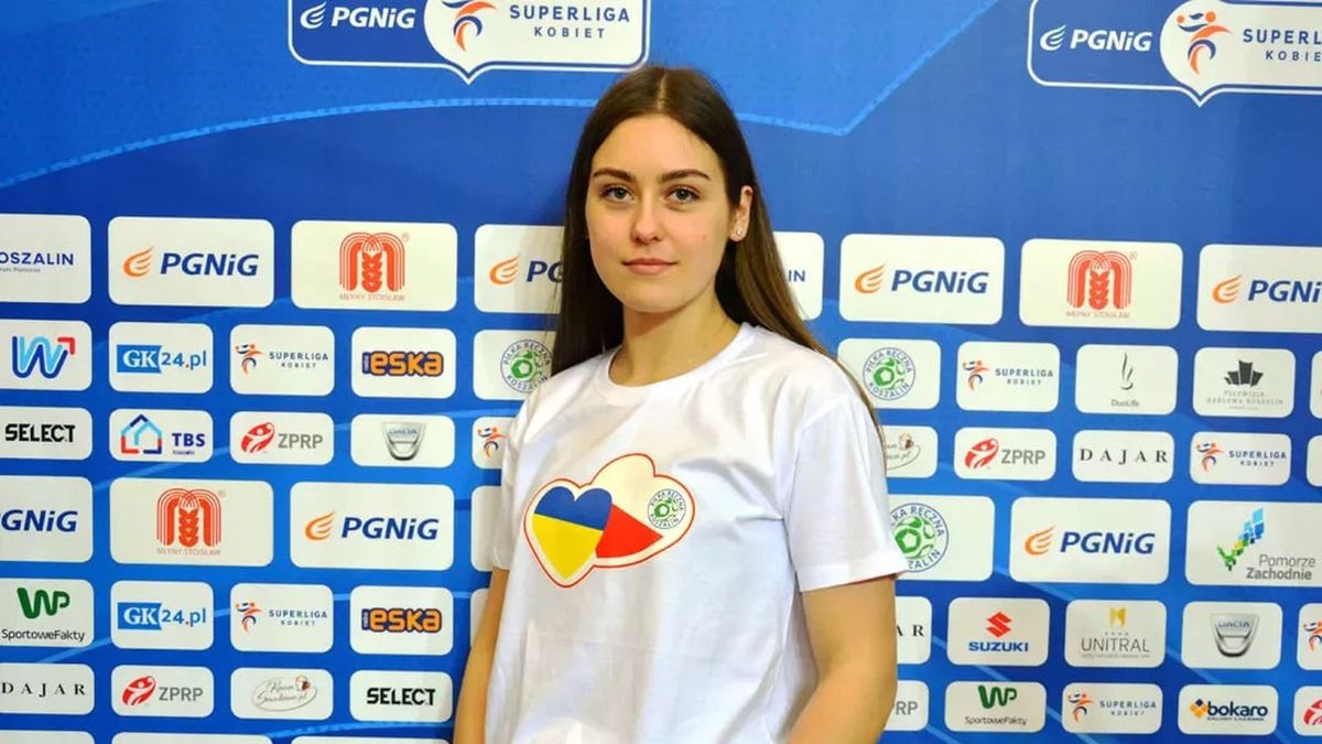Materiały prasowe / PGNiG Superliga Kobiet / Młyny Stoisław Koszalin / Na zdjęciu: Karina Bayrak