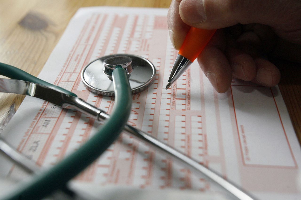 Rewolucja w zwolnieniach lekarskich od 2026 roku. Dorabianie i wyjście do sklepu na L4?