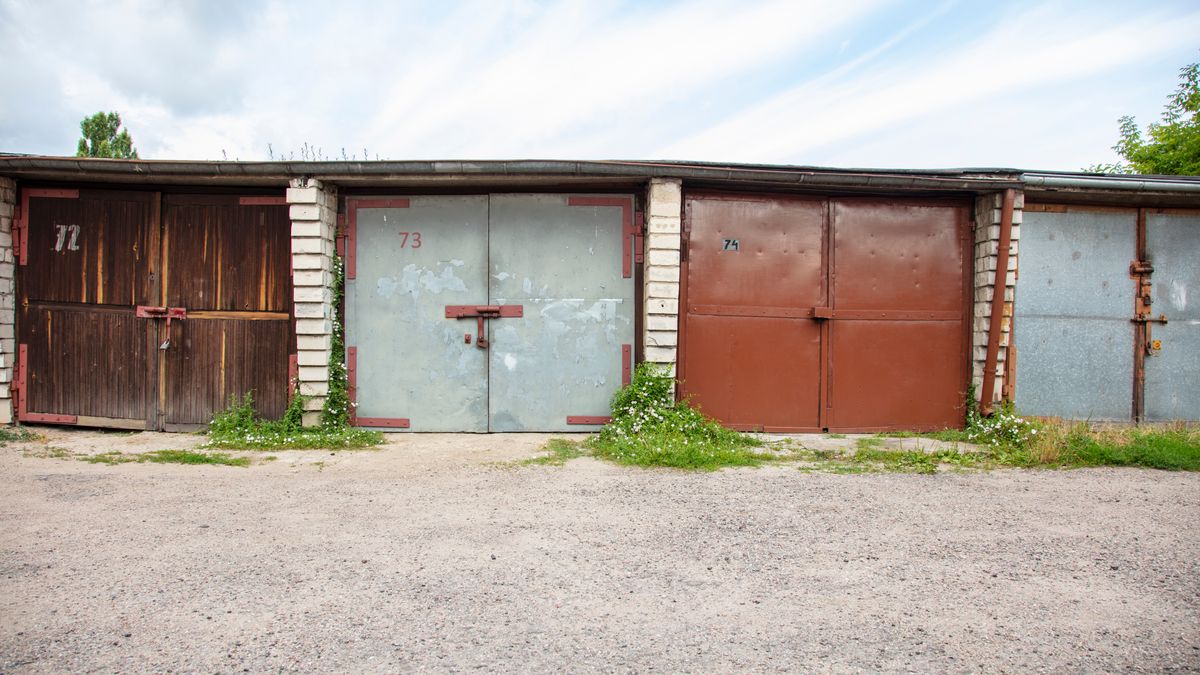 car garage, bialystok, garage, architecture, storage, building, poland, podlasie, barn, old, sky, red, rural, shed, door, blue, structure, wooden, doors, wood, hut, country, industrial, home, beach, green, style, neglected, metal, material, row, day, outside, parking