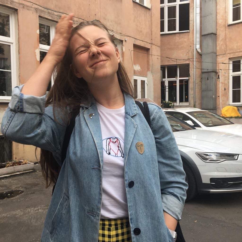 Julia Królikowska, córka Pawła i Małgosi, zaszczepiła się na COVID-19
