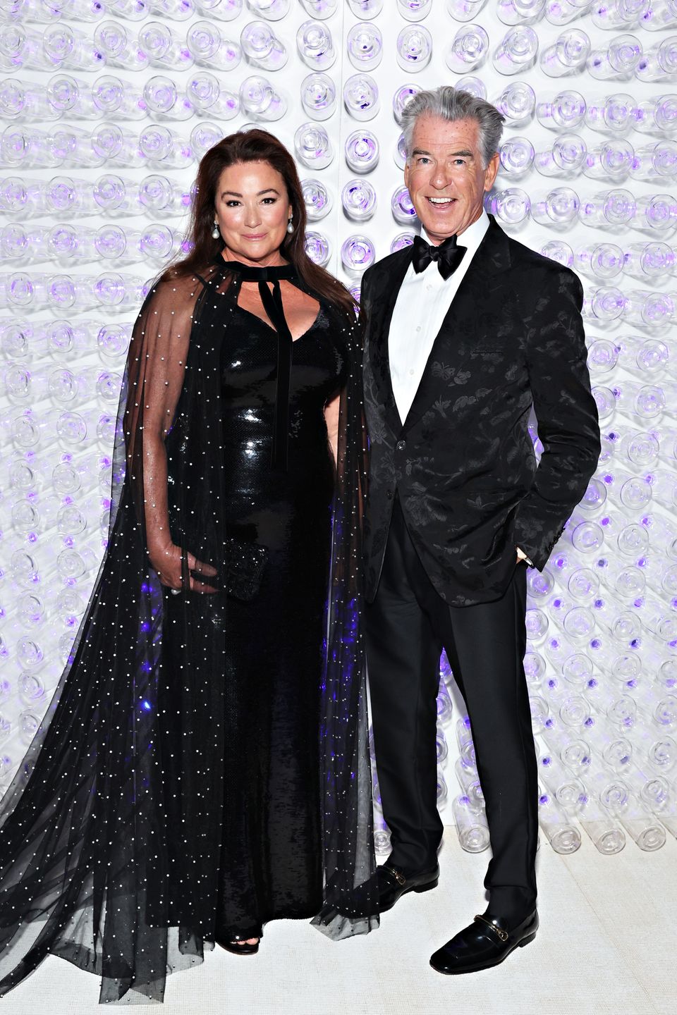 Pierce Brosnan i Keely Shaye Smith 