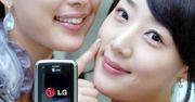 LG SH240 - delikatna skóra zamiast zimnego metalu