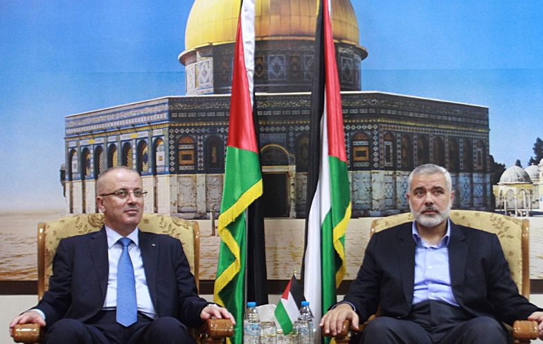 Premier Rami Hamdallah i lider Hamasu - Ismael Haneiya.