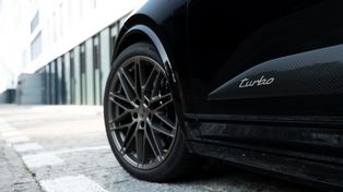 Porsche zamyka kolejne salony w Chinach. Coraz większe cięcia