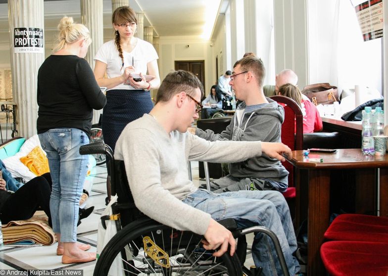 - Nieprawdą jest stwierdzenie, że pomoc dla niepełnosprawnych sfinansują jedynie osoby najbogatsze - mówi Jeremi Mordasewicz z Lewiatana.