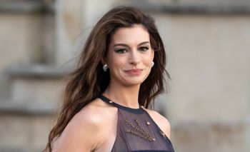 Niczym nocne niebo. Anne Hathaway zachwyciła w Paryżu