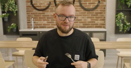 Sprawdził, jak wygląda jedzenie na stołówce pracowniczej. Gotuje tam finalista Masterchefa