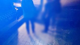 Dwóch 12-latków na jednej hulajnodze elektrycznej. Nocna przejażdżka zakończyła się interwencją!