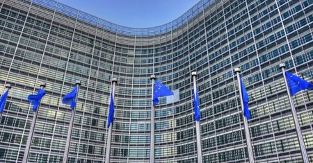 Unia Europejska chce czarnej listy, która ma pomóc w walce z piractwem