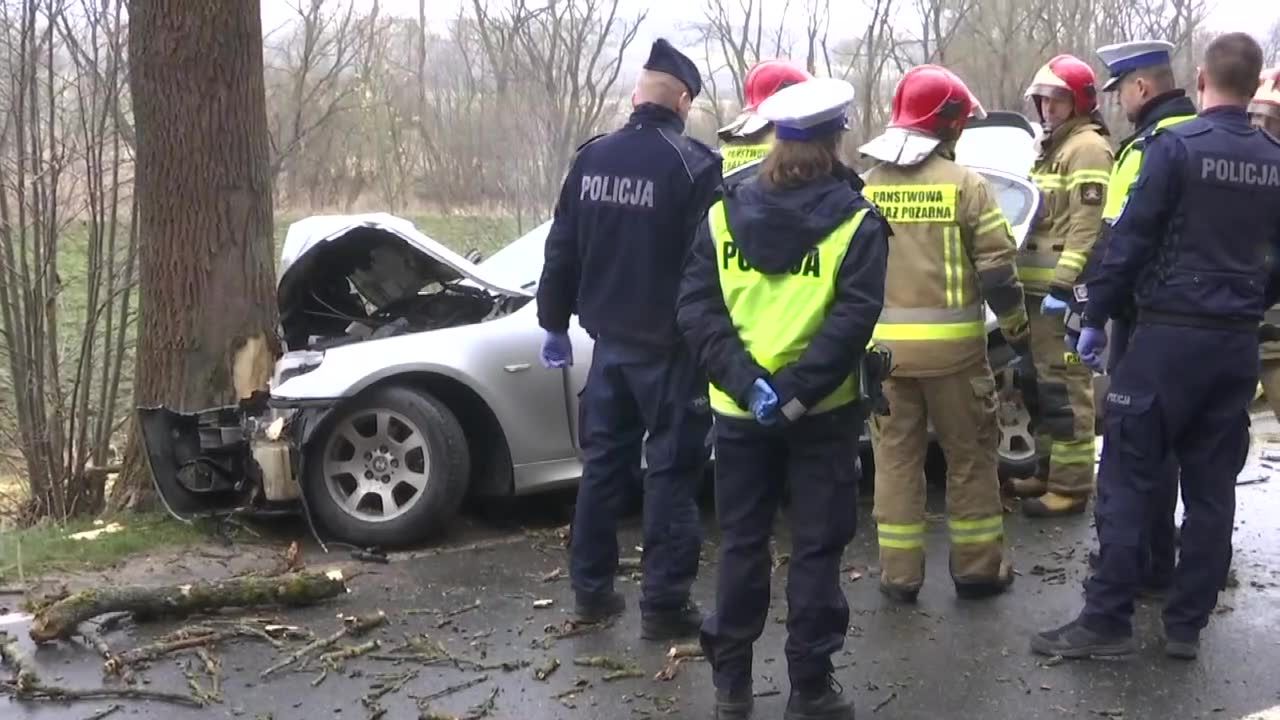 Dwie osoby zostały ranne w wypadku pod Kamienną Górą