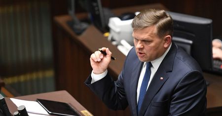 MON tłumaczy się z płacenia "podwójnym agentom". Chodzi o zakup Patriotów