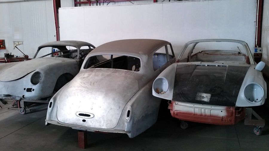 W większości przypadków wartość jednego auta przekraczała ponad 150 tys. zł.