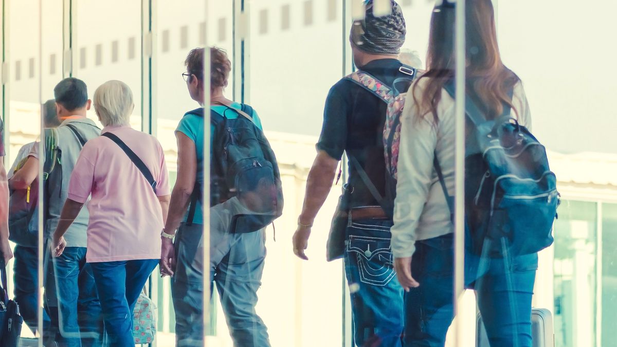 Tiktokerka broni podróżnych, którzy chcą wchodzić na pokład jako pierwsi