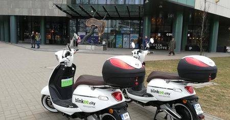 Polskie skutery zaliczyły poślizg w Szwecji. Sztokholm na razie nie dla Blinkee