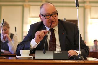 Posłanka PO wypomina radnym PiS bogacenie się za publiczną kasę