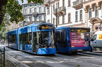 Kraków: Brakuje milionów na transport. Będą cięcia kursów?