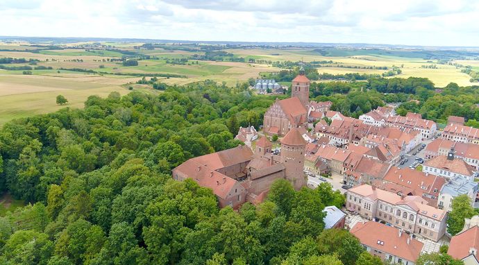 Polska z góry. Zamki, dworki, pałace 3