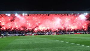 Strzały w kierunku stadionu Wisły. Policja wszczęła śledztwo