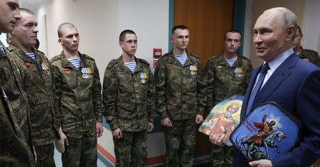 Kreml szuka żołnierzy. Rosja zapłaci za przyprowadzenie kolegi na wojnę w Ukrainie