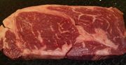 Surowy stek z antrykotu wołowego bez kości (samo mięso, III klasa mięsa)