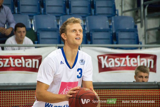 Tyler Haws, były kolega Adama Waczyńskiego, zagra w Anwilu