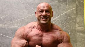 "Hardkorowy Koksu" wrócił do klatki. Walka przerwana