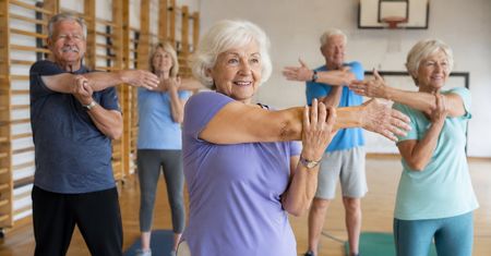 Gimnastyka, joga i pilates dla seniorów. Rusza II edycja miejskiego projektu [harmonogram]