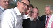 "Metoda na wnuczki"? Premier Morawiecki opublikował film. Szybka reakcja internautów