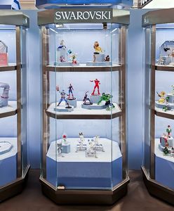 Zuchwały napad na sklep Swarovski w Paryżu. Straty na 200 tys. euro