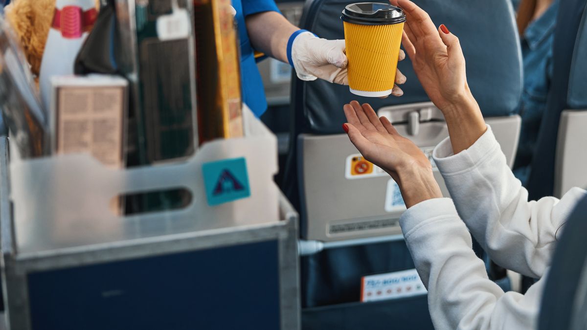 Kawa bezkofeinowa nie jest najlepszym wyborem na pokładzie 