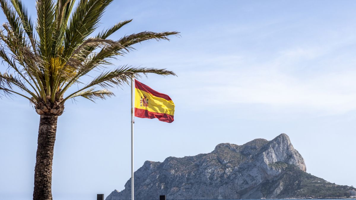 Hiszpanie usunęli flagi z dwóch wysepek. Zdj. poglądowe