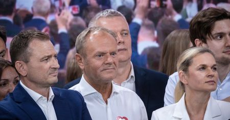 Najnowszy sondaż. KO zwiększa przewagę nad PiS