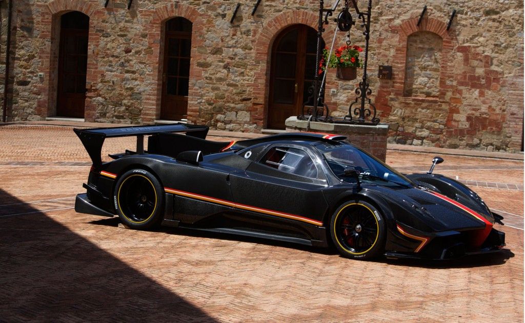 Pagani Zonda Revolucion - ostatnia Zonda na zdjęciach [galeria] 7