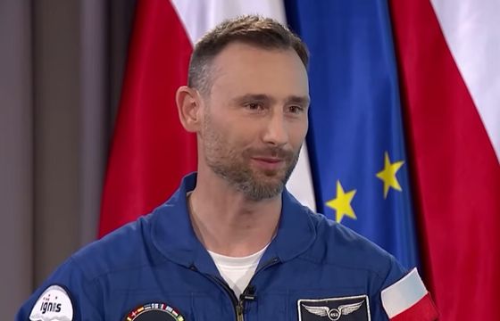 Państwowa agencja chce zakazu wypowiedzi dla astronauty. Uznański-Wiśniewski: to próba cenzury