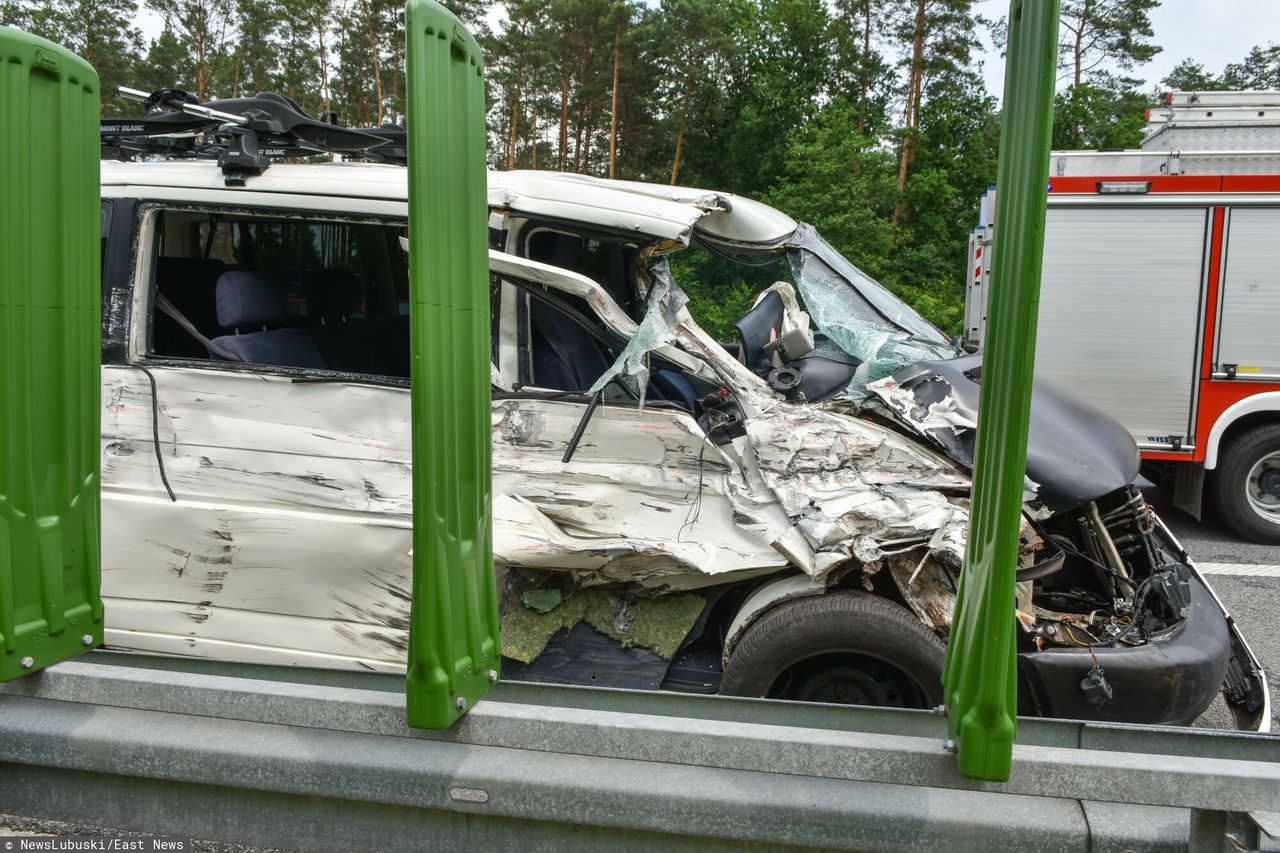 Jedno z dzieci w ciężkim stanie zostało przetransportowane do szpitala przez LPR 