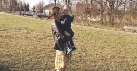 Karolina chce żyć dla synka. Można ją uratować