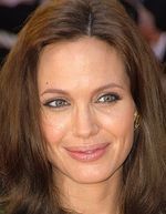 Angelina Jolie wśród ofiar haitańskiego trzęsienia ziemi