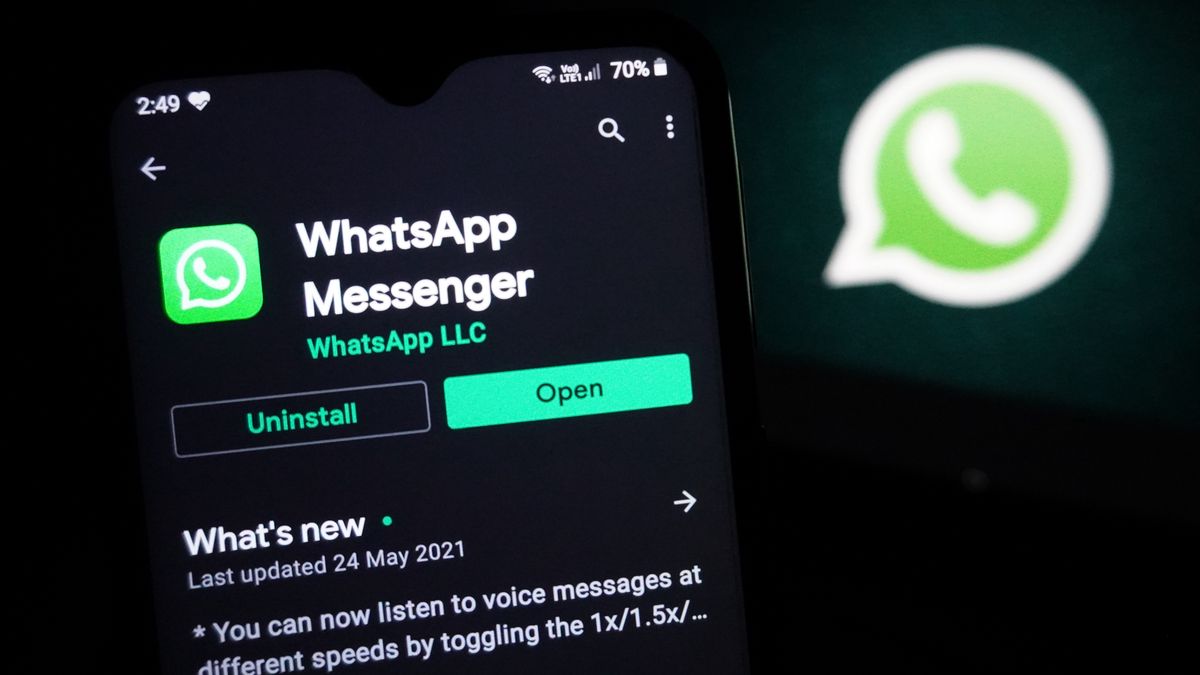The logo of the messenger app WhatsApp is seen on the screen of a smartphone in New Delhi, India on May 27, 2021. WhatsApp has filed a legal complaint in Delhi against the government seeking to block regulations coming into force from Wednesday that experts say would compel the California-based Facebook unit to break privacy protections, according to Reuters sources. (Photo by Mayank Makhija/NurPhoto via Getty Images)