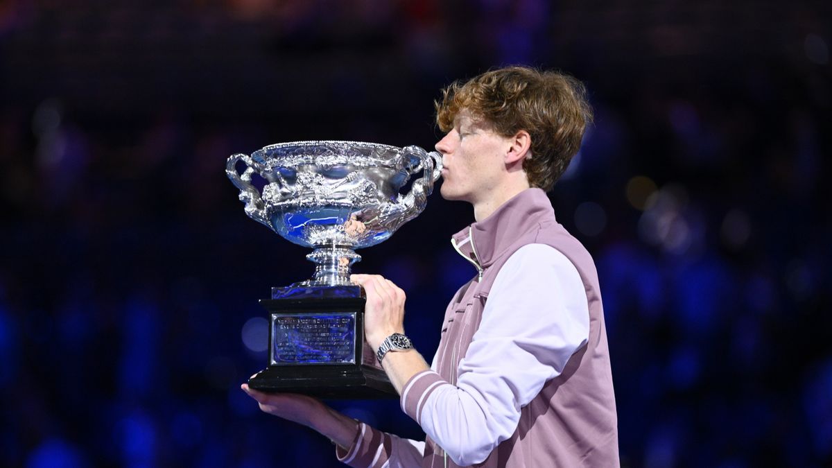 Zdjęcie okładkowe artykułu: PAP/EPA / Joel Carrett / Na zdjęciu: Jannik Sinner, mistrz Australian Open 2024