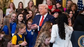 Kontrowersyjny zakaz Trumpa. "Dobra decyzja w kontekście sportu"