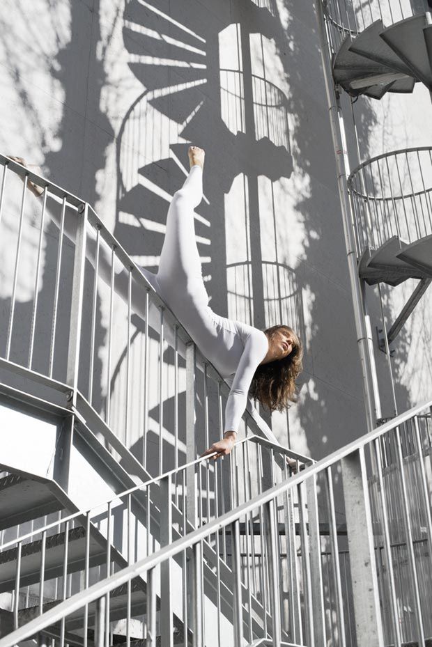 Anja Humljan, aparat fotograficzny i miejska joga 12