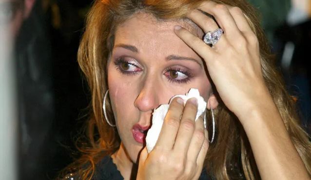 Wieszczono wielki powrót Celine Dion. Najnowsze informacje o jej stanie zdrowia są druzgocące: "LEDWO SIĘ PORUSZA"